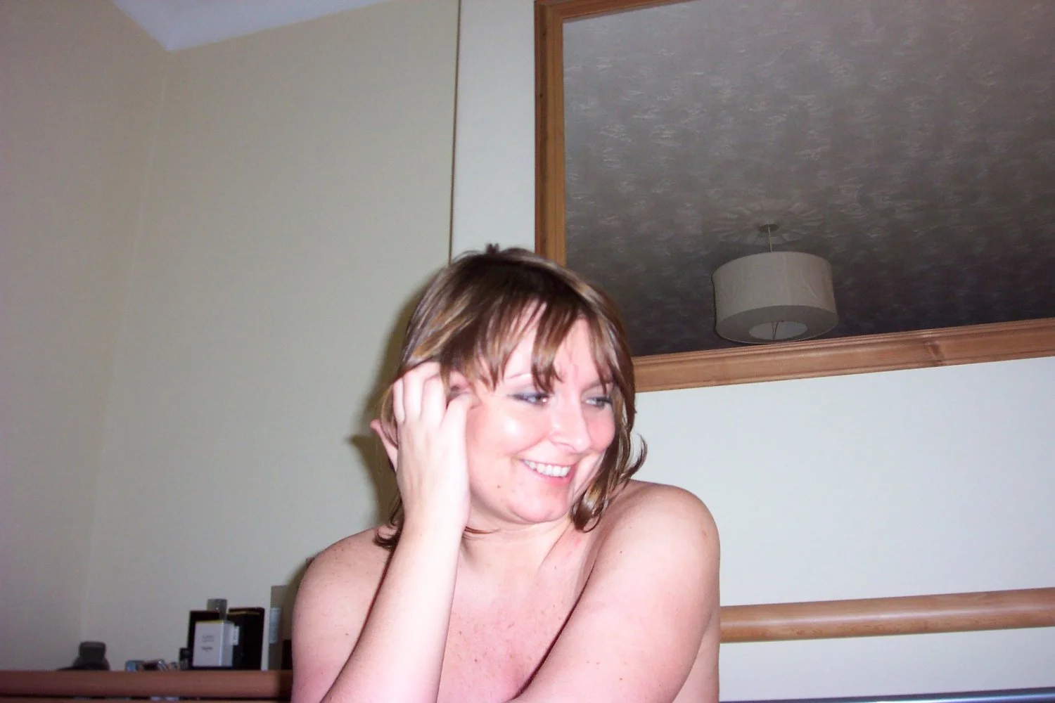 Brunette MILF image 20