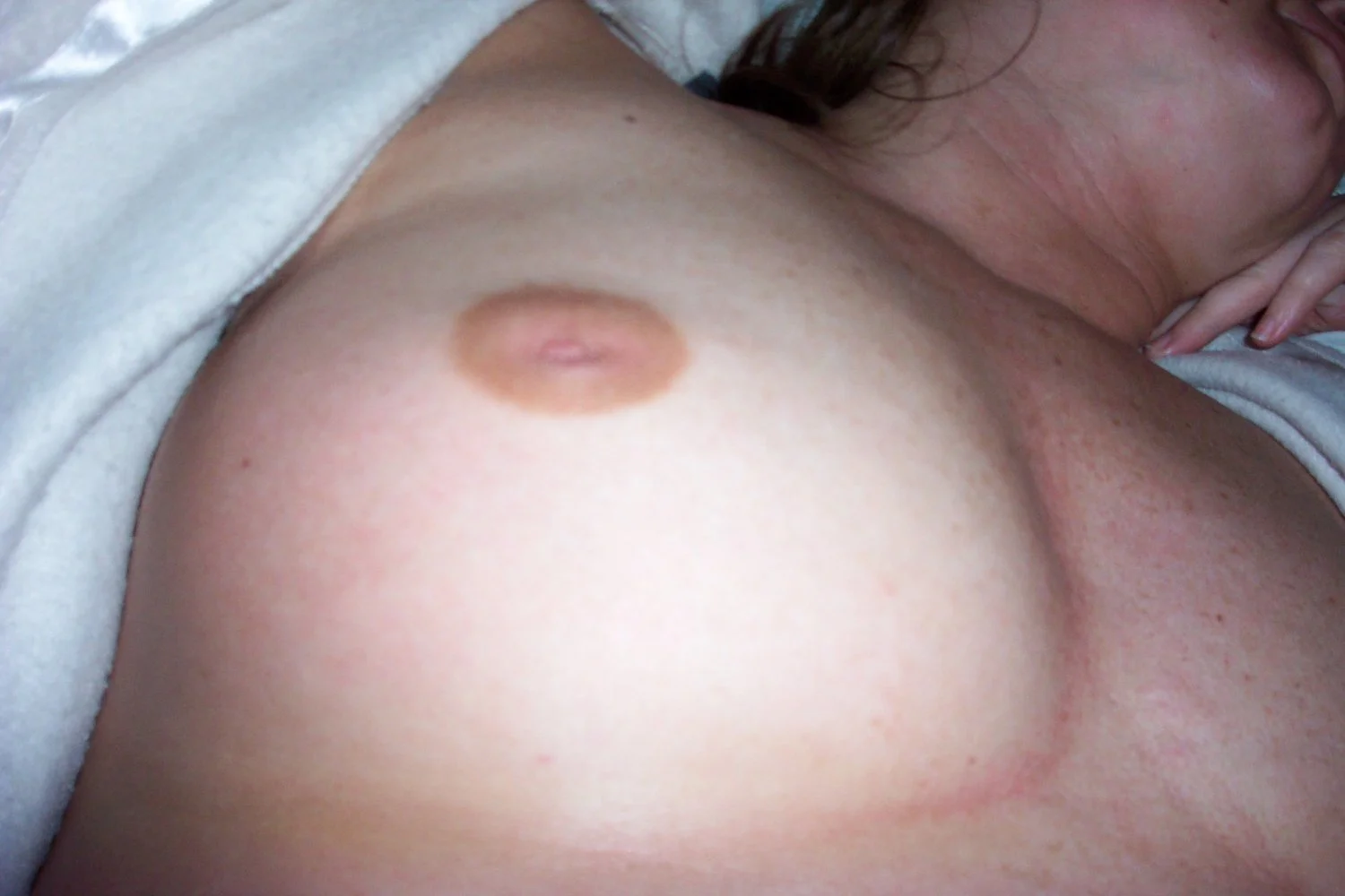 Brunette MILF image 34