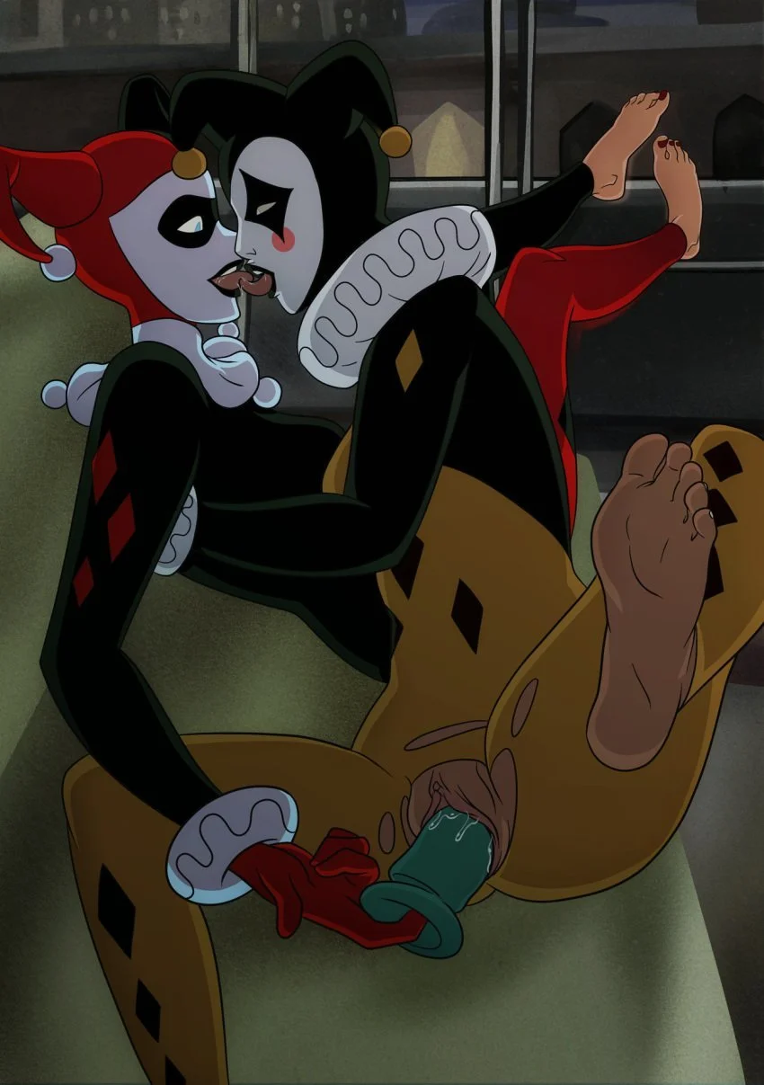 HARLEY QUINN: CAPED CRUSADER image 17