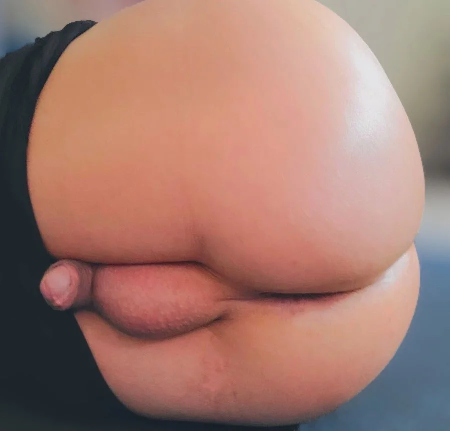Pics of my tiny limp worthless dick aka my limp clitty 🤭🙈 image 2