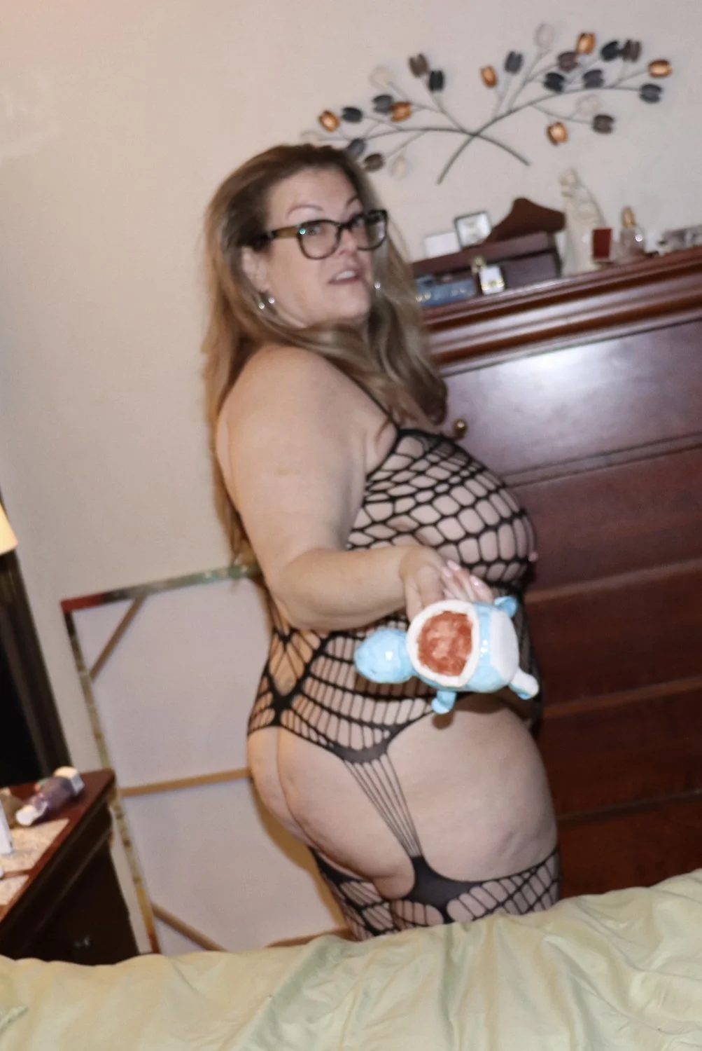 Side Boob Sunday image 10