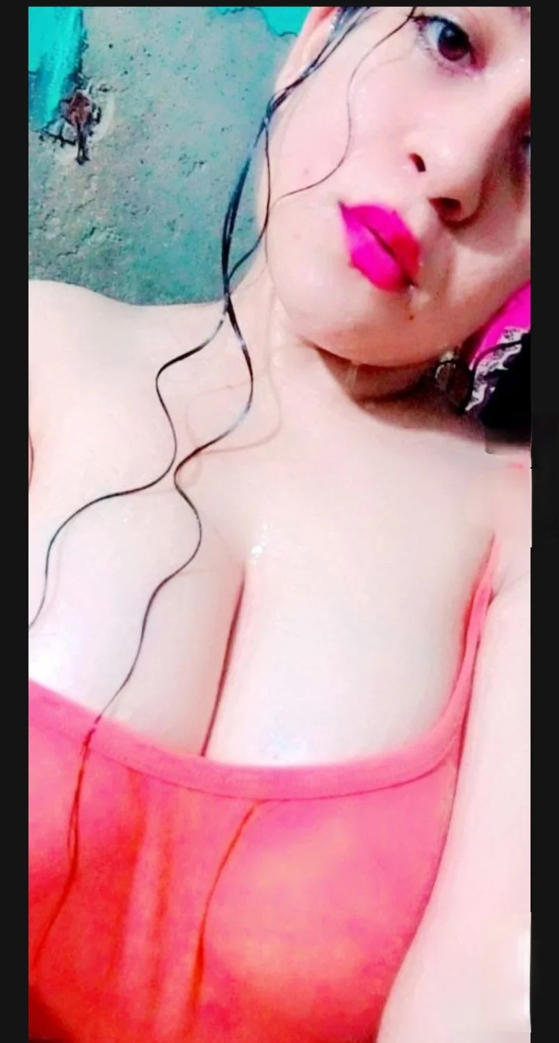 Veiled Arab wife with Mexican breasts image 2