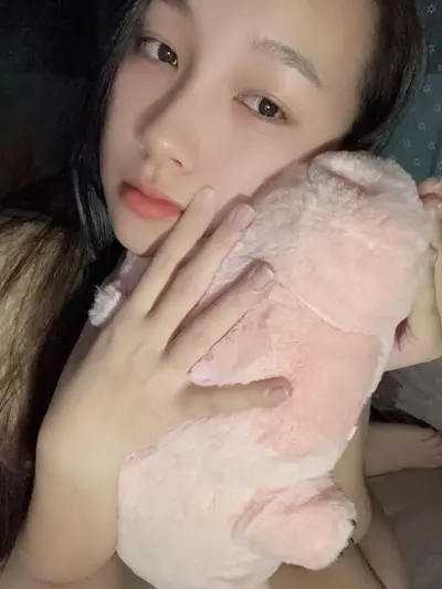 Chinese girl showing her pussy out cover image