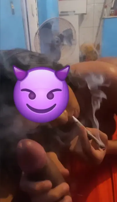 Comendo minha esposa safada cover image