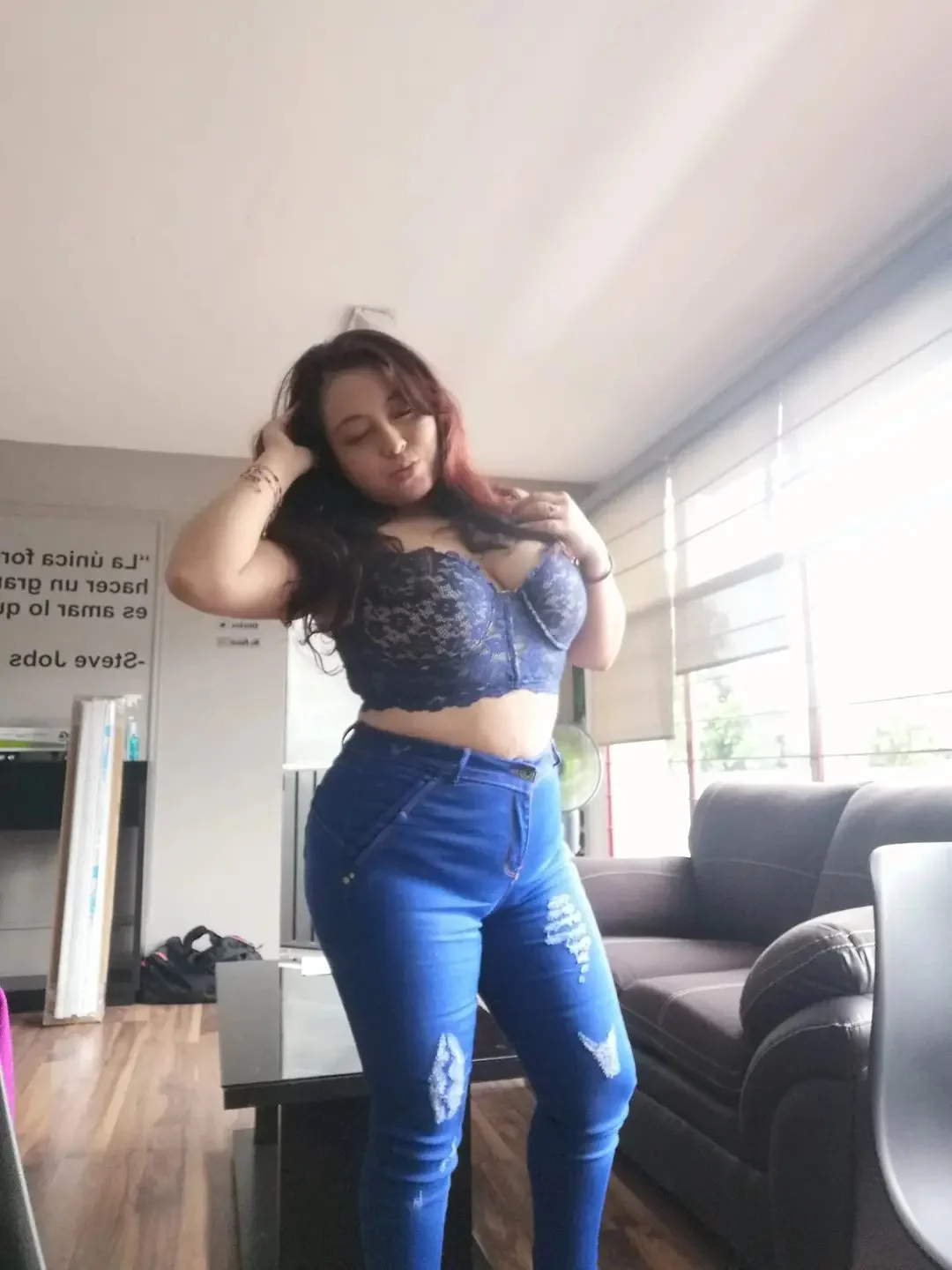 Latinas image 3