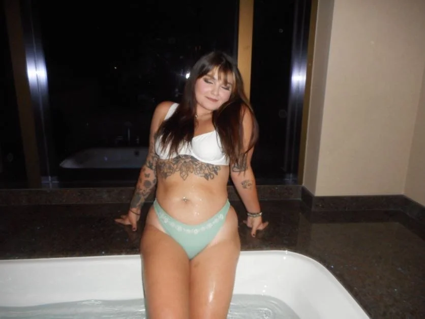 Thick teen ex image 27