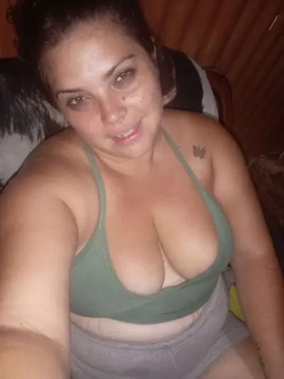 Berenice huge boobs cover image