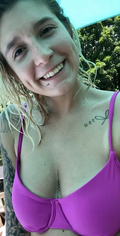 Webslut-Bimbo Beauty-Kelsey Long-Lost cover image