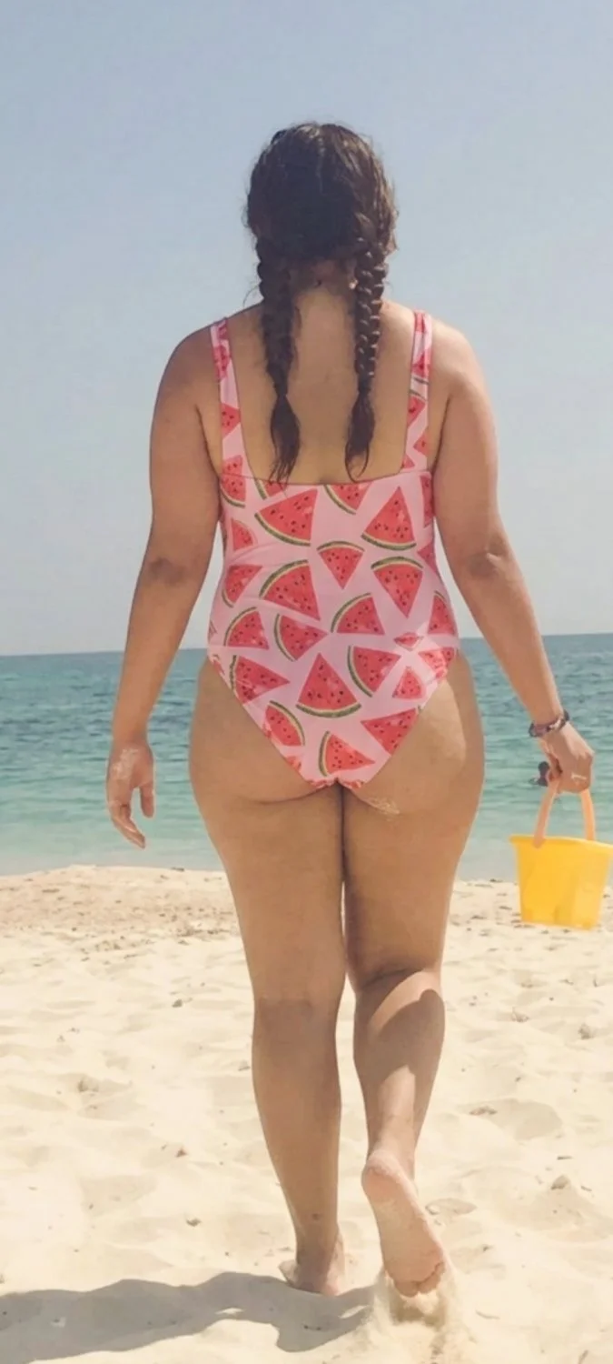 Ricas girls putitas en bikini sexys image 4