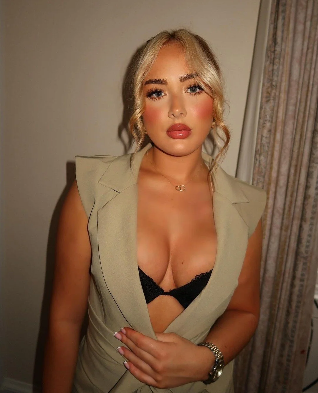 Blonde slut teasing her big fake titts tease chav uk image 5