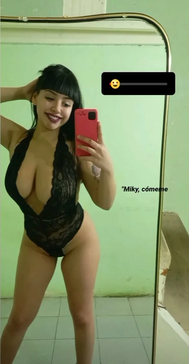 Solange Merello Trola Argentina blanquita linda con ricas tetas de cafecito culona deliciosa image 11