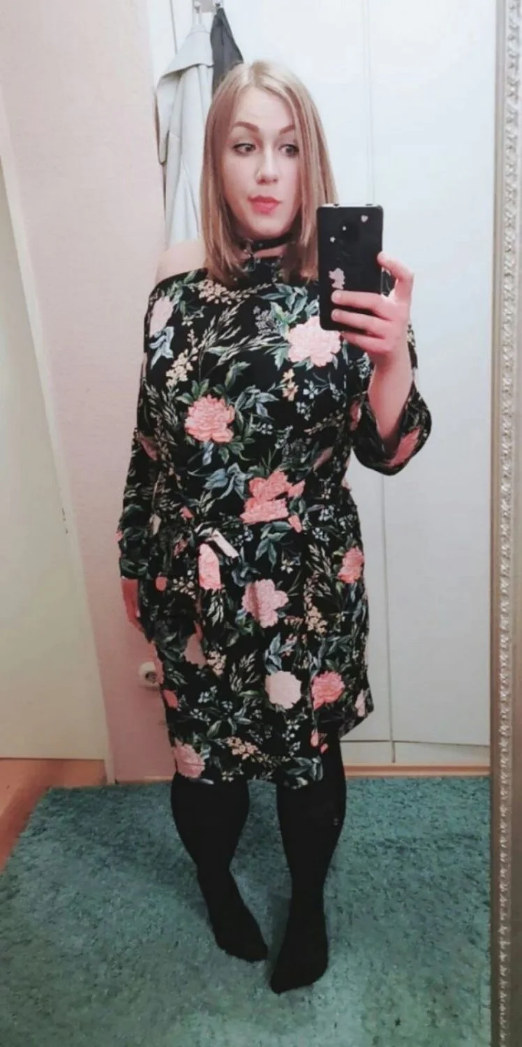 29 Y/O German slut Kim image 9