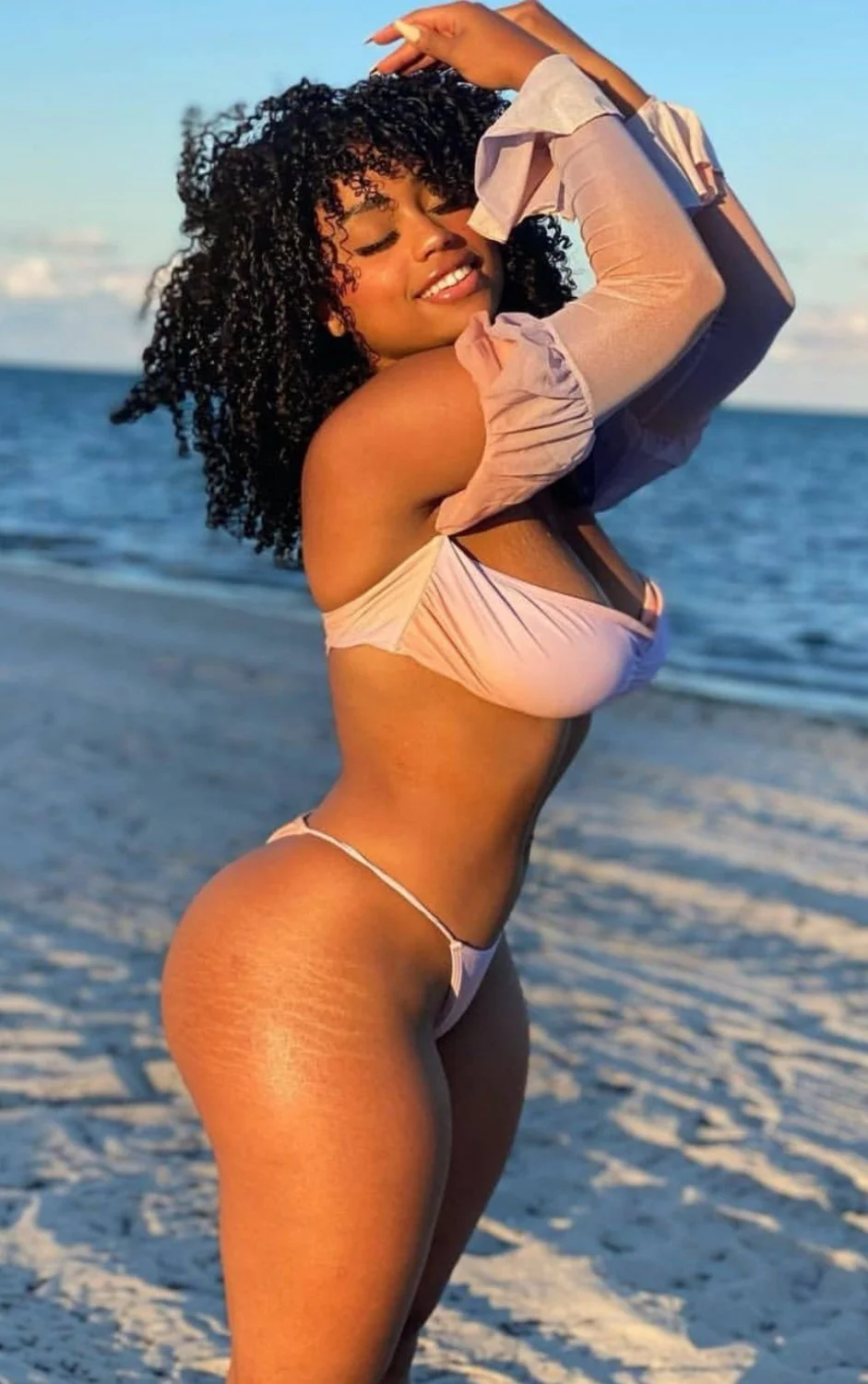 I’d do so many things to her🤤 image 14