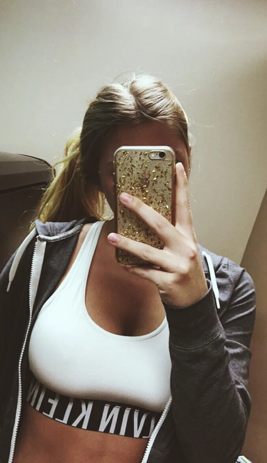 VSCO Baddie Pt.5 Rate 1-10 image 10