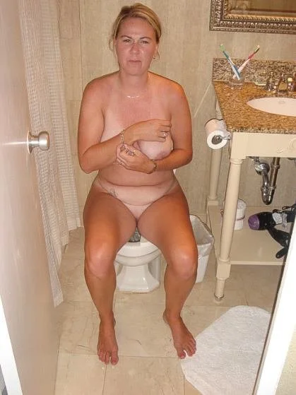 Slutwife Kylie image 45