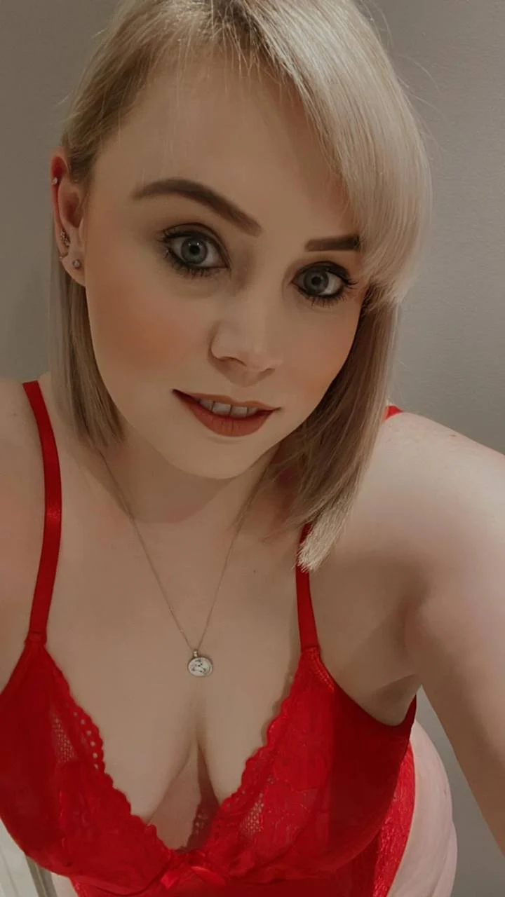 Katie T - British mum of 2 (part 4) image 3