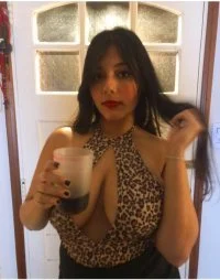 Conoces la leyenda de esta tetona? image 16