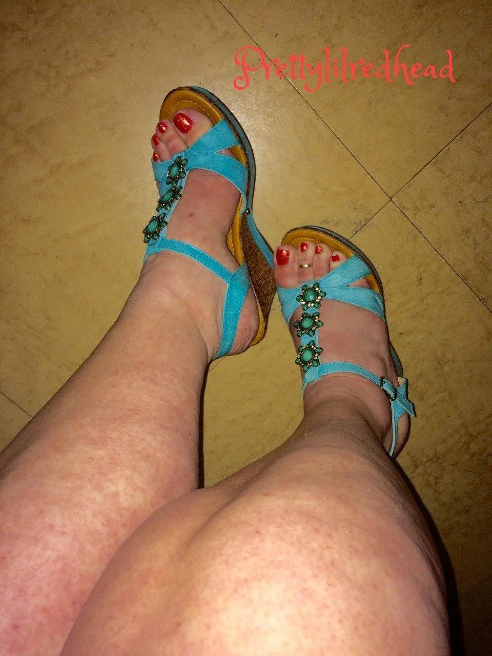 Prettylilredhead image 8
