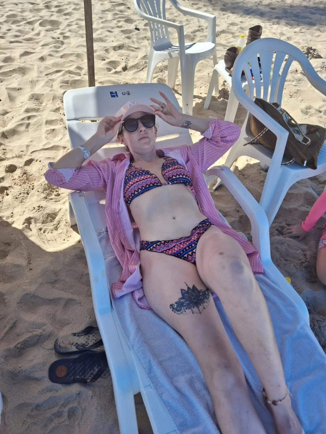 Minha esposa de biquine image 10