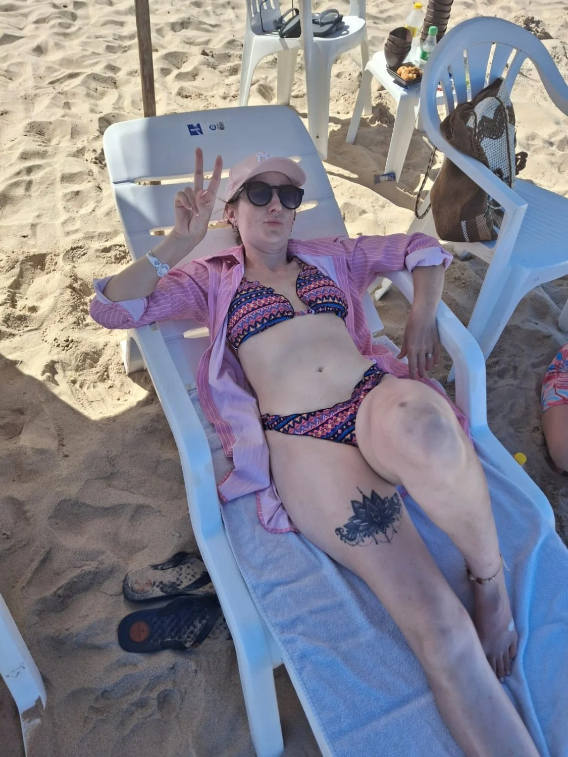 Minha esposa de biquine image 11