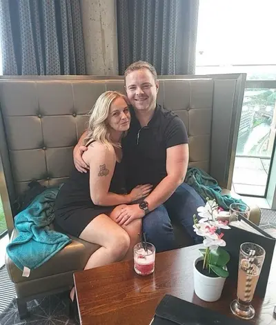 37yo Chrissy from UK cover image