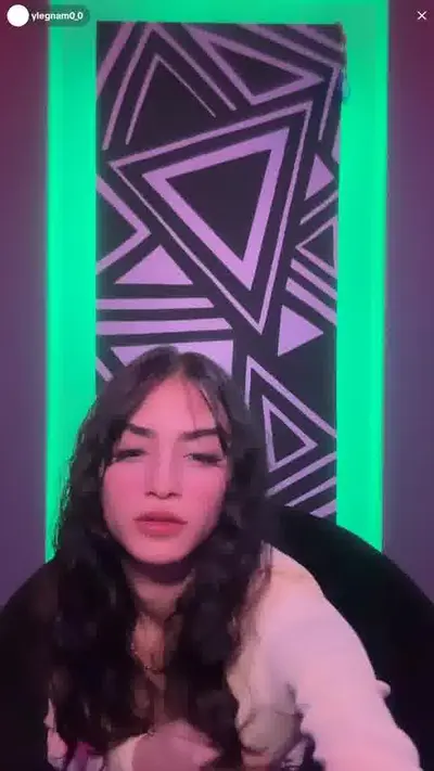 tiktok live petite cover image