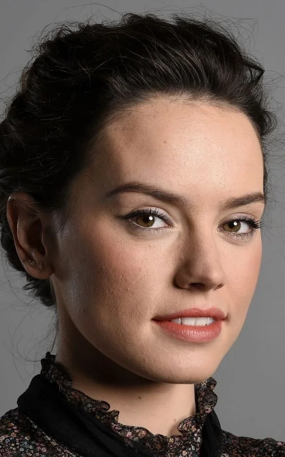 Daisy Ridley Facial target image 1