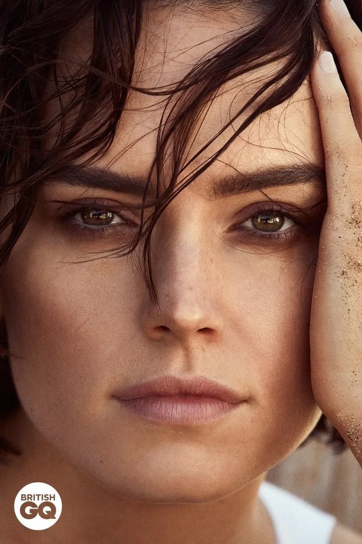 Daisy Ridley Facial target image 10