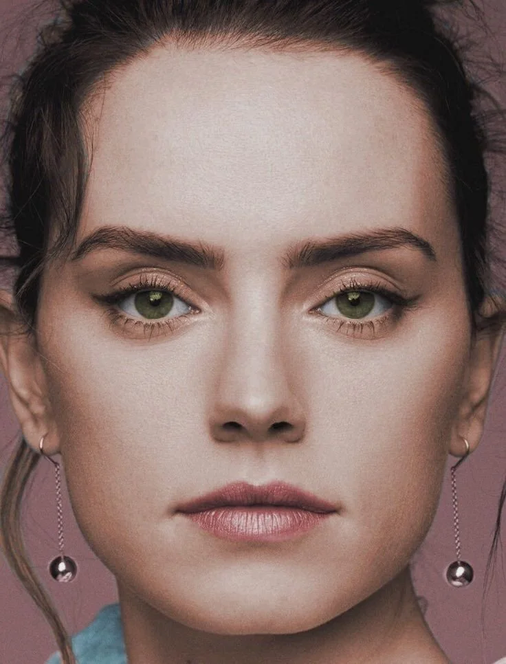 Daisy Ridley Facial target image 12