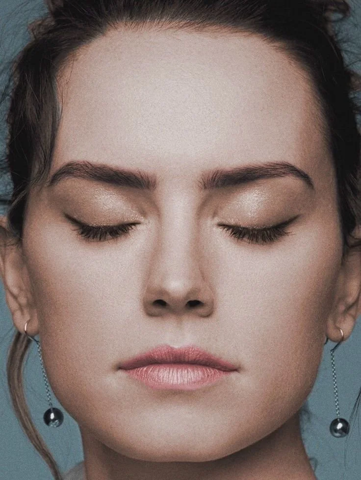 Daisy Ridley Facial target image 9