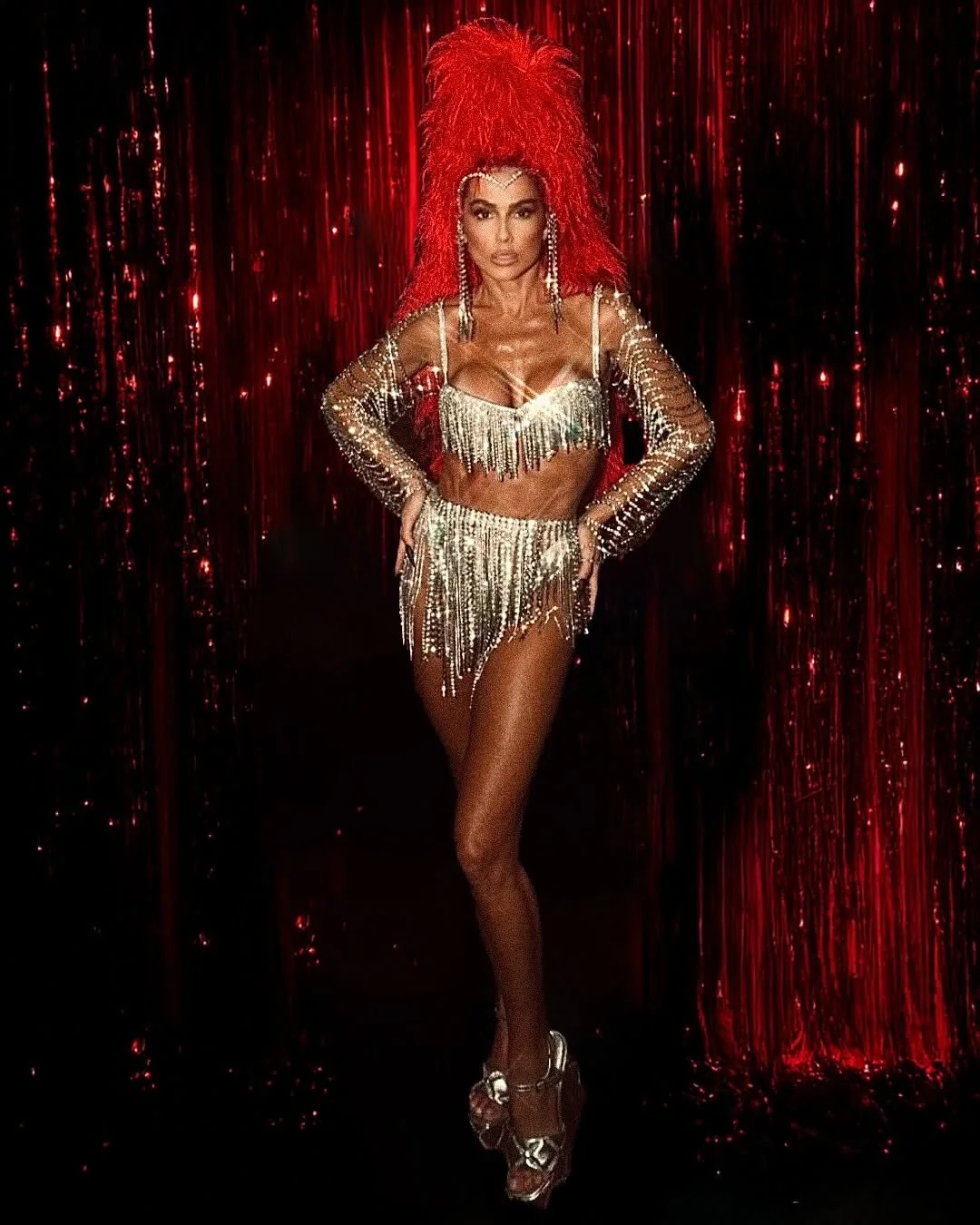 Deborah Secco image 2
