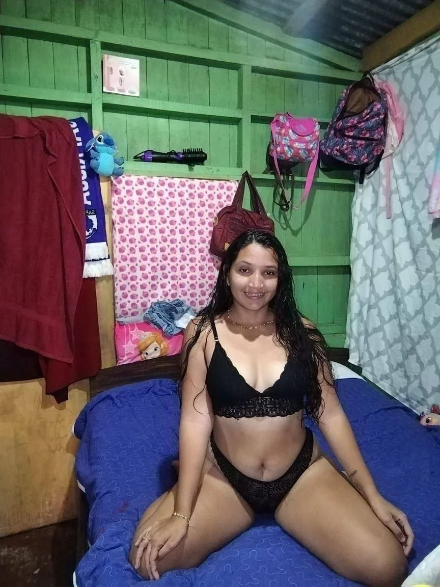 Rate her image 11
