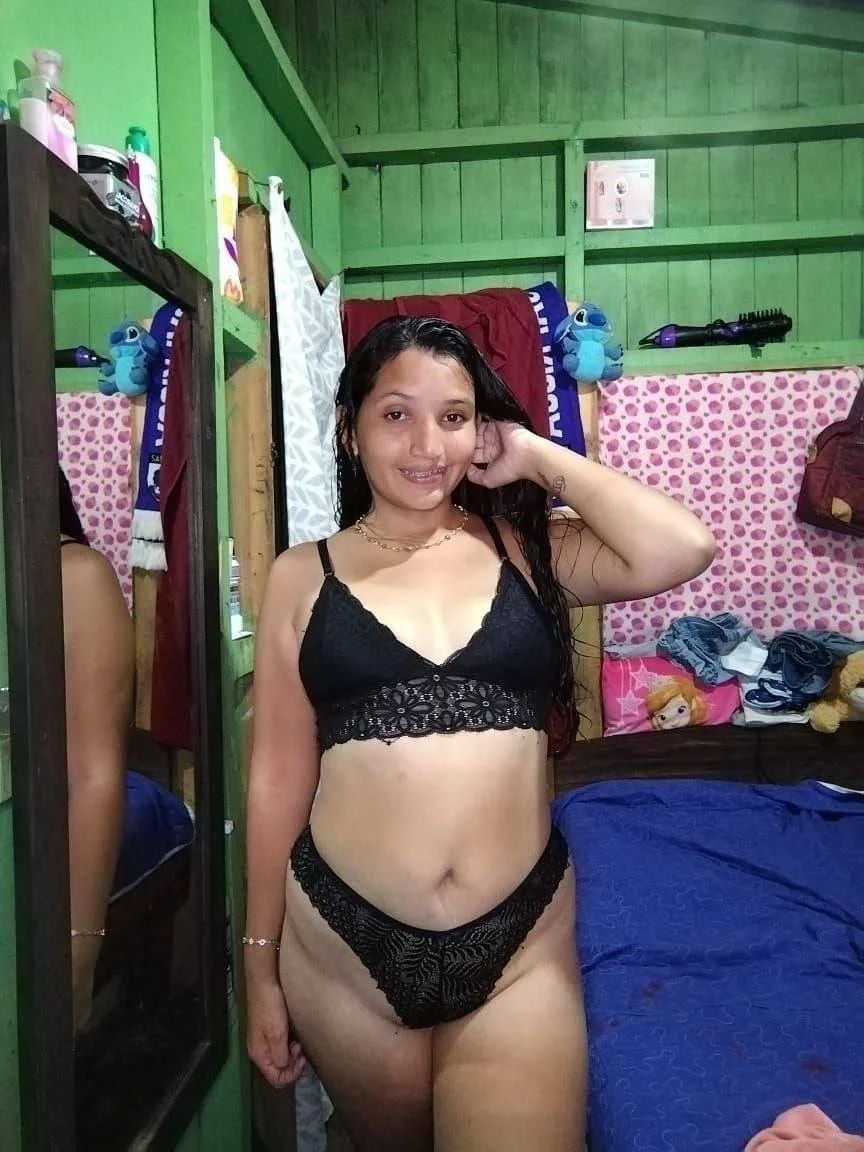 Rate her image 2