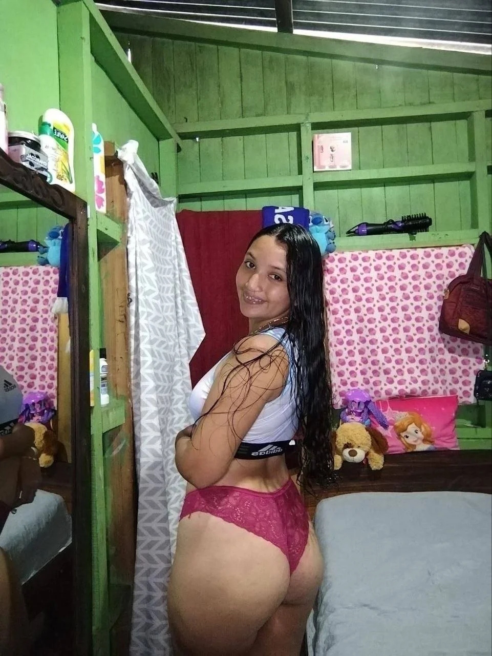 Rate her image 6
