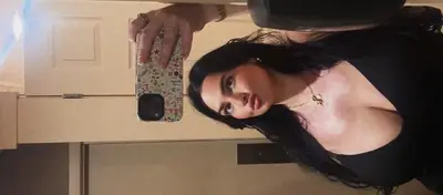 Huge tit thick Philly girl cover image