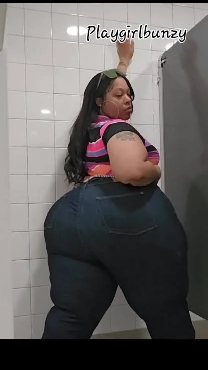 M3Ga ebonY BbW bo0tY !! image 2