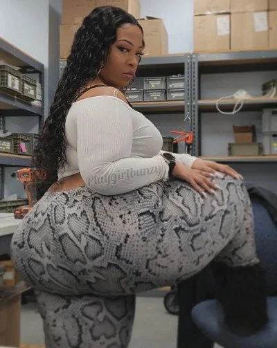 M3Ga ebonY BbW bo0tY !! image 3