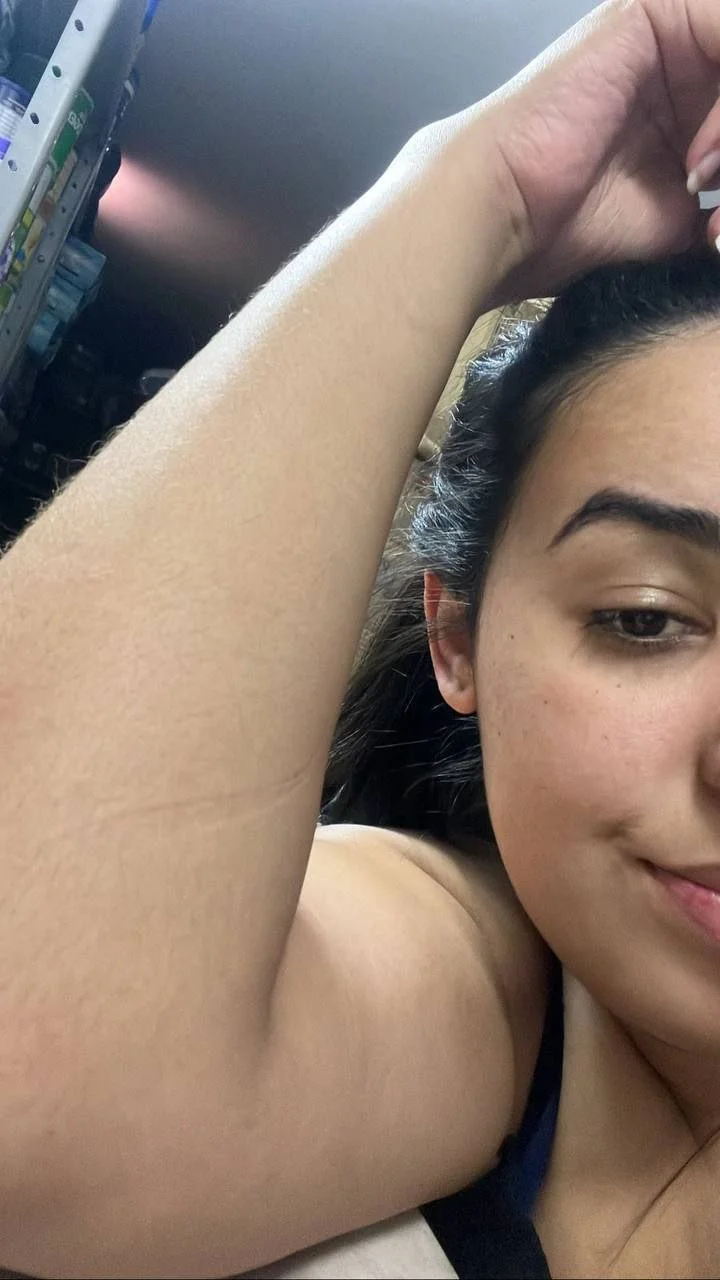 Gorda linda pra caralho que ama chupar uma rola image 3