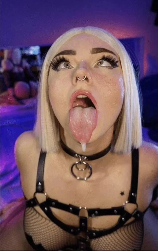 Ahegao Sluts image 6