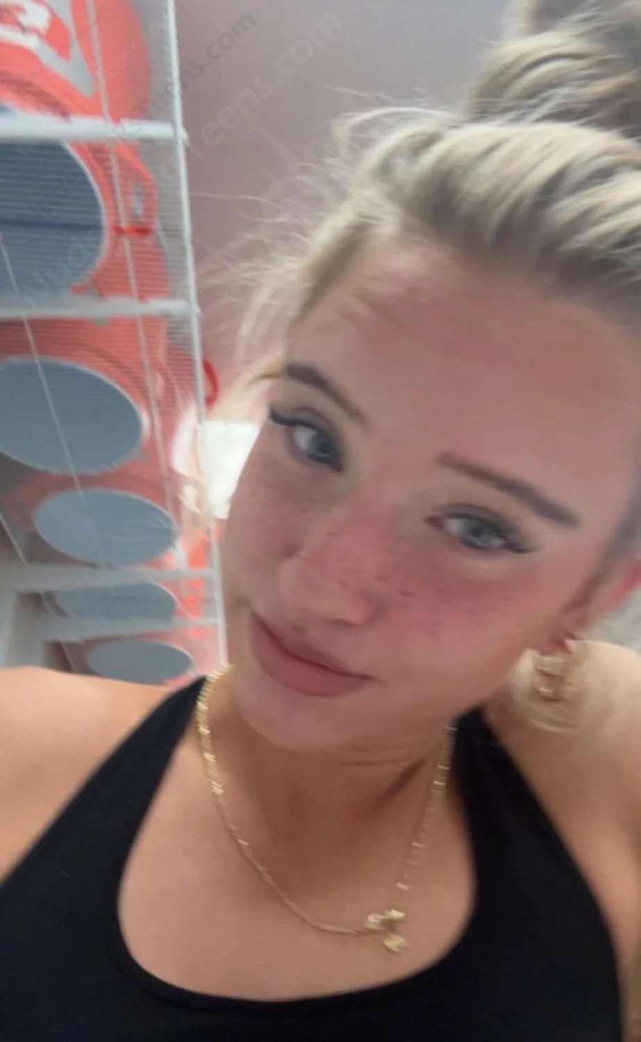 RS gets fucked by multiple guys. What a cutie. main image