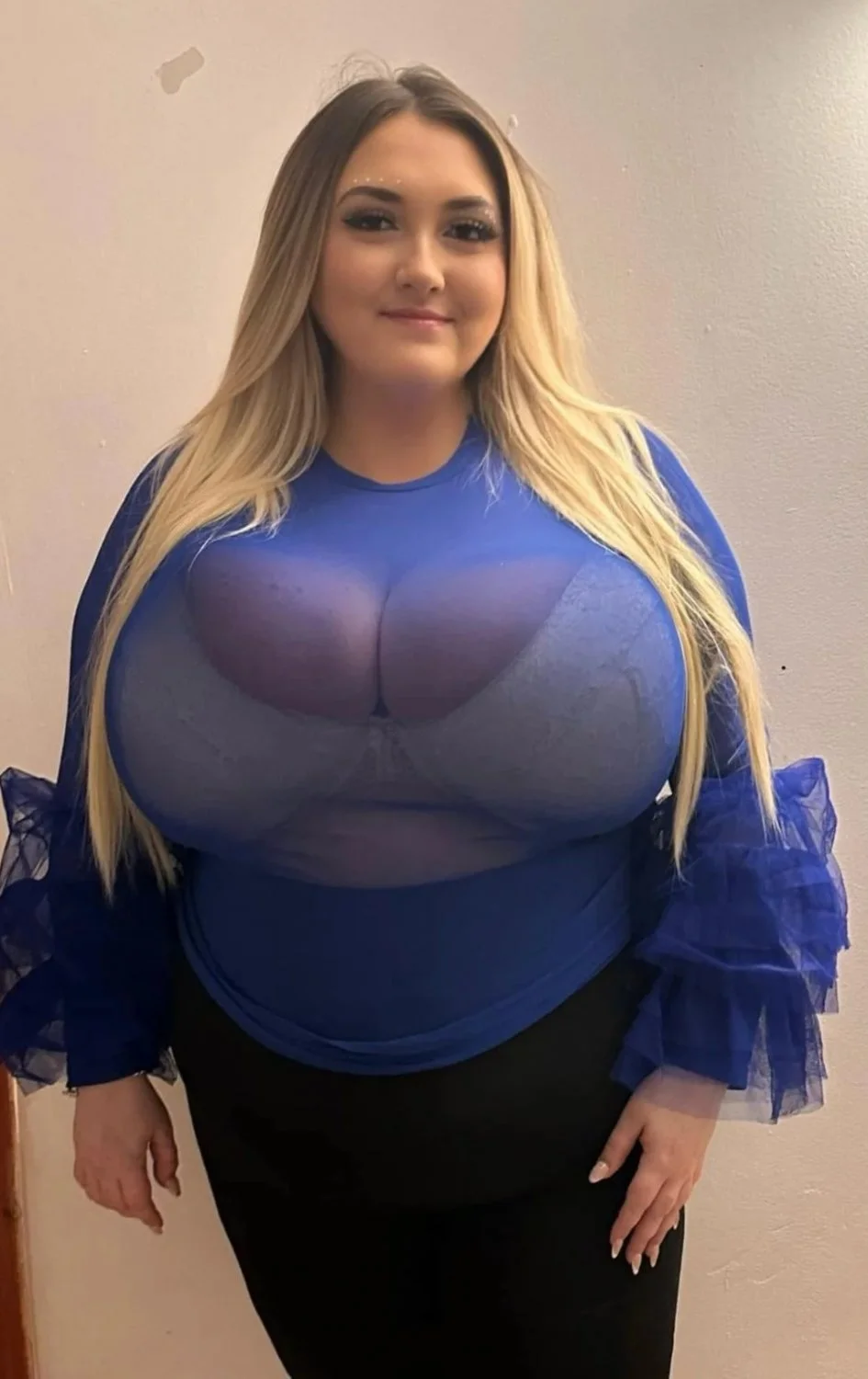 Huge Random Tits Pt 16 image 28