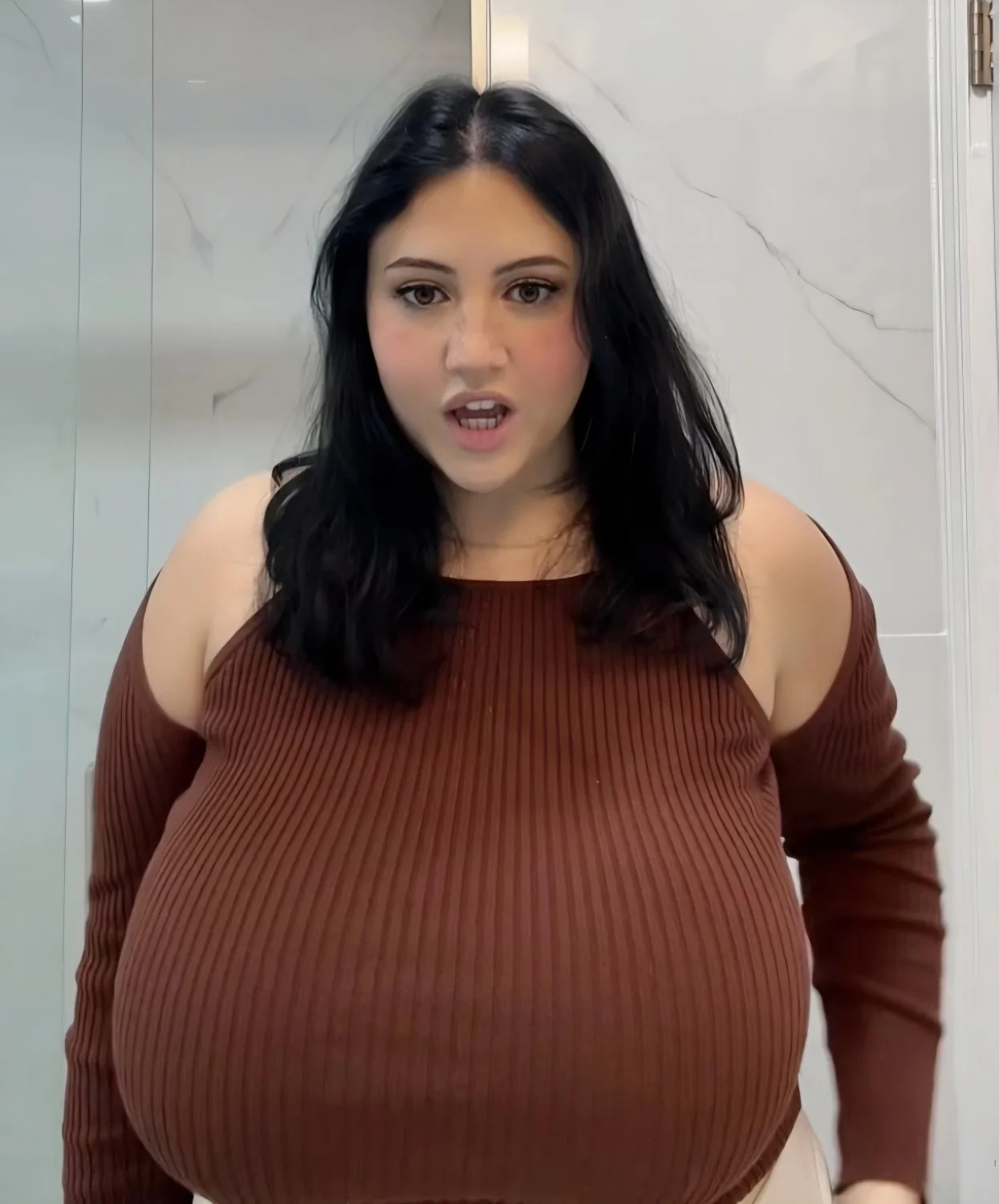 Huge Random Tits Pt 16 image 7