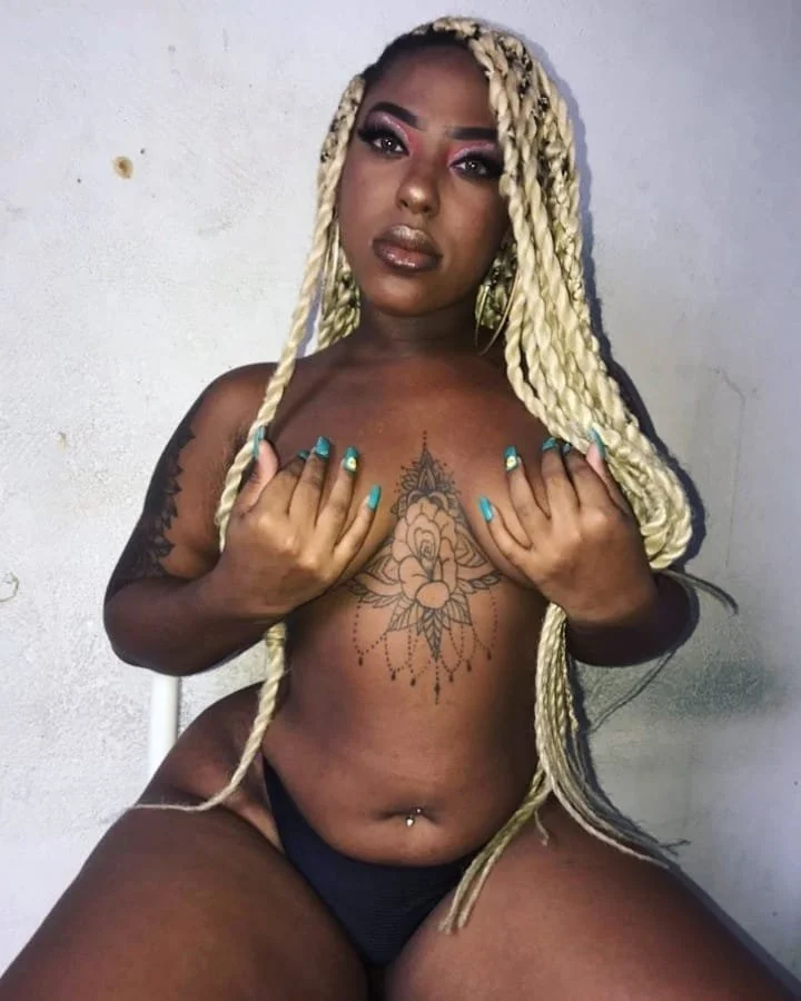 Hot main image