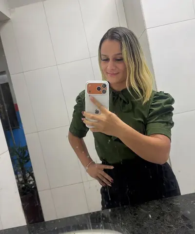 Ex vendedora de conteúdo 🔞 cover image