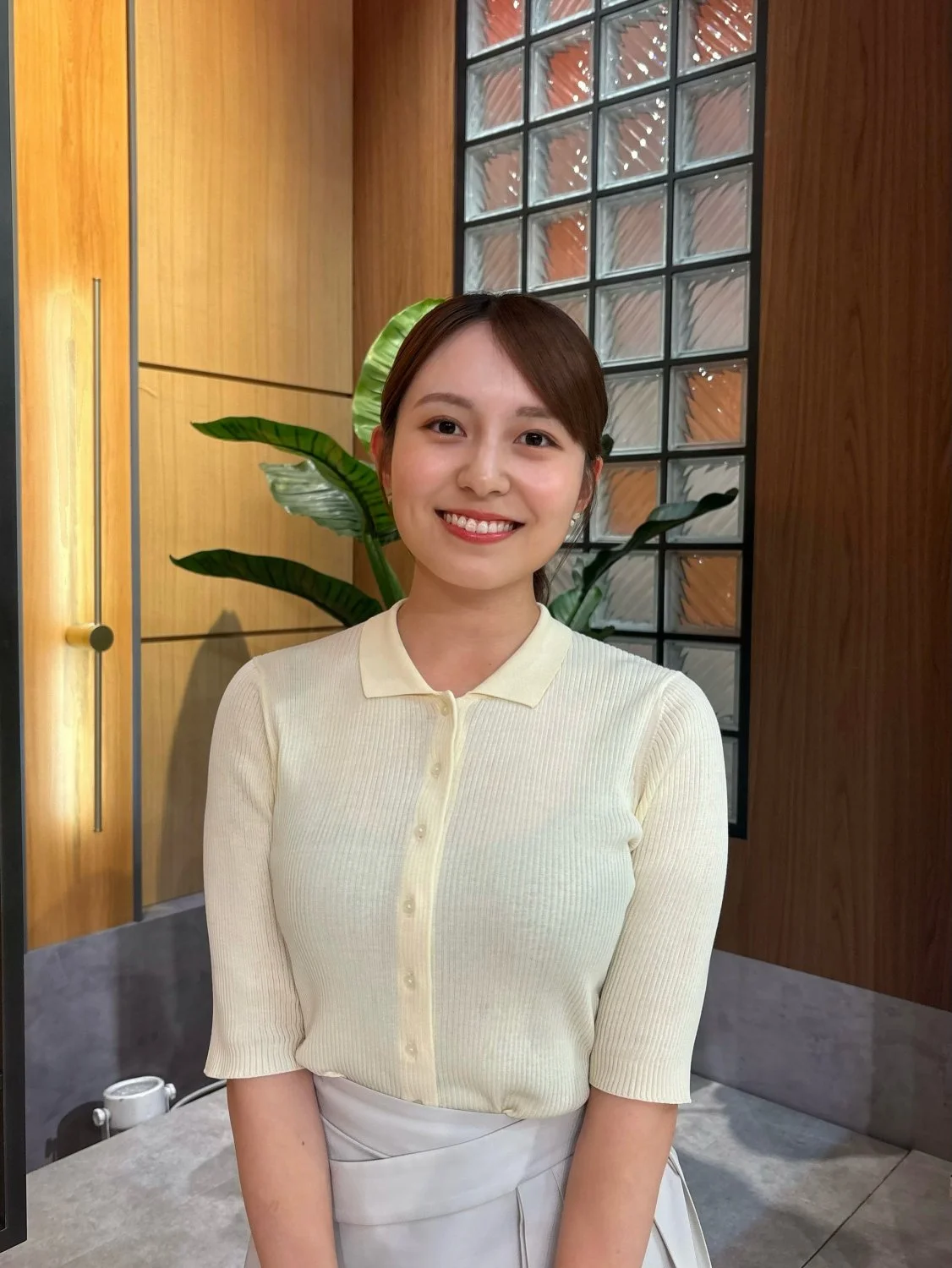 🔚Japanese　顔抜き　アナウンサー　三山賀子　ソフトエロ　一発やりたい image 1