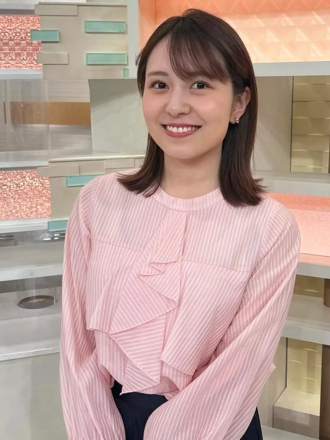 🔚Japanese　顔抜き　アナウンサー　三山賀子　ソフトエロ　一発やりたい image 45
