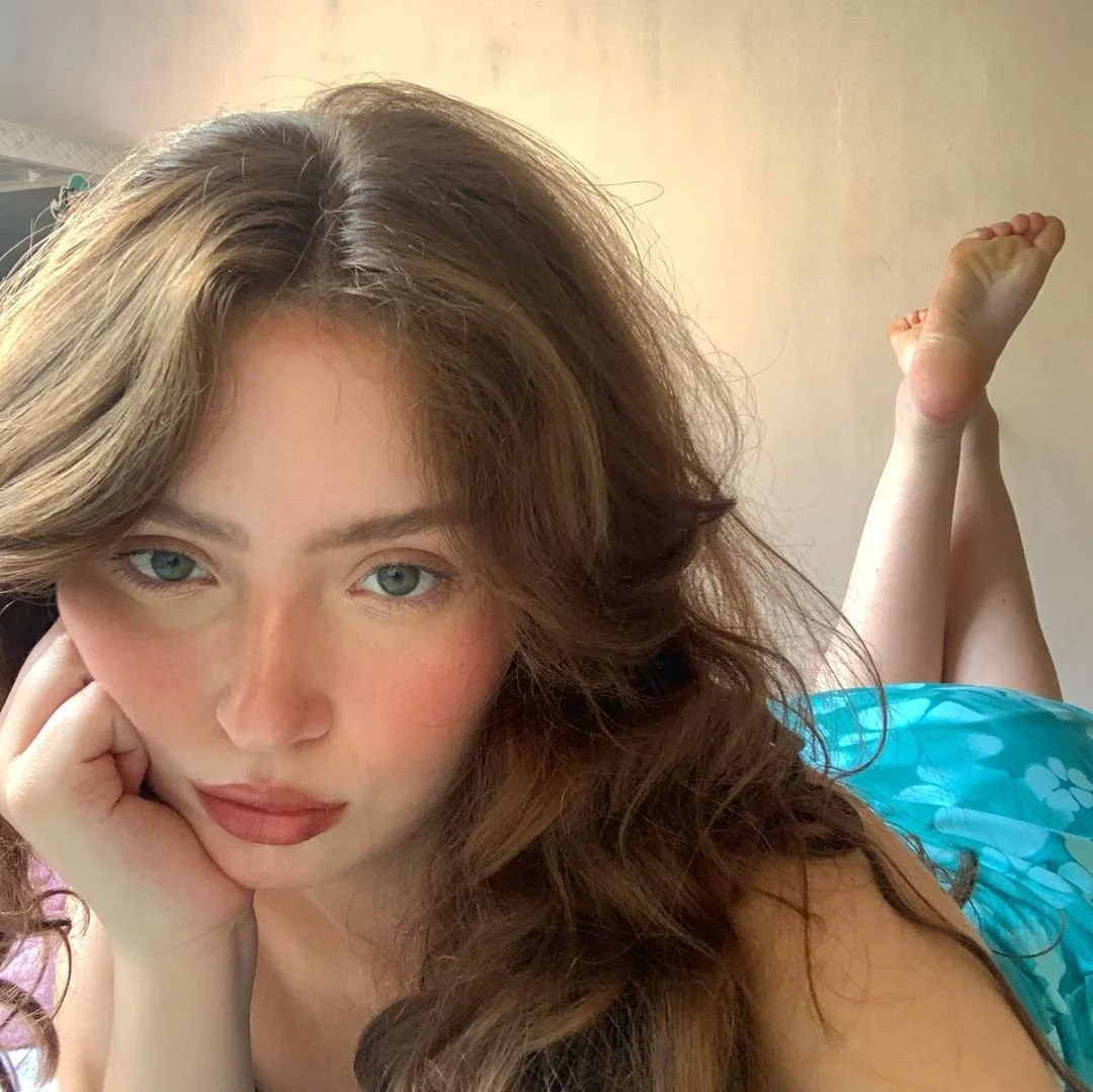Branquinha perfeita demais image 18