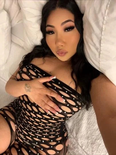 Asian escorts image 5