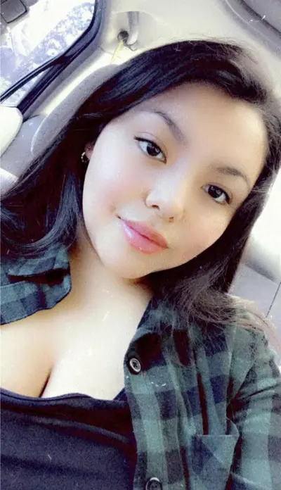 Mount Vernon WA Latina Silvia Lozano lets her old uncle cum on her patas de queso at a park cover image