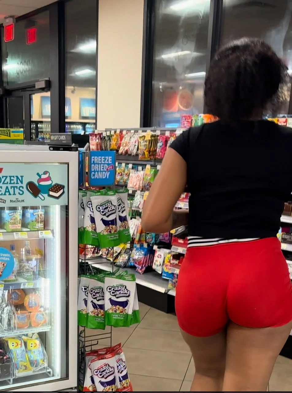 Random ebony’s image 14